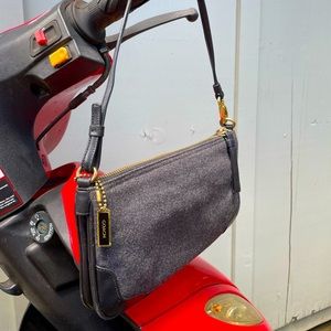 Vintage grey Coach pochette.